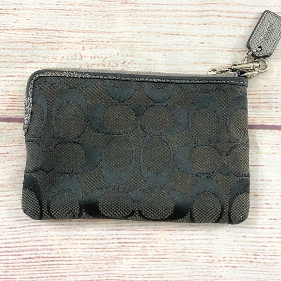 Coach Wristlet - Picture 6 of 7